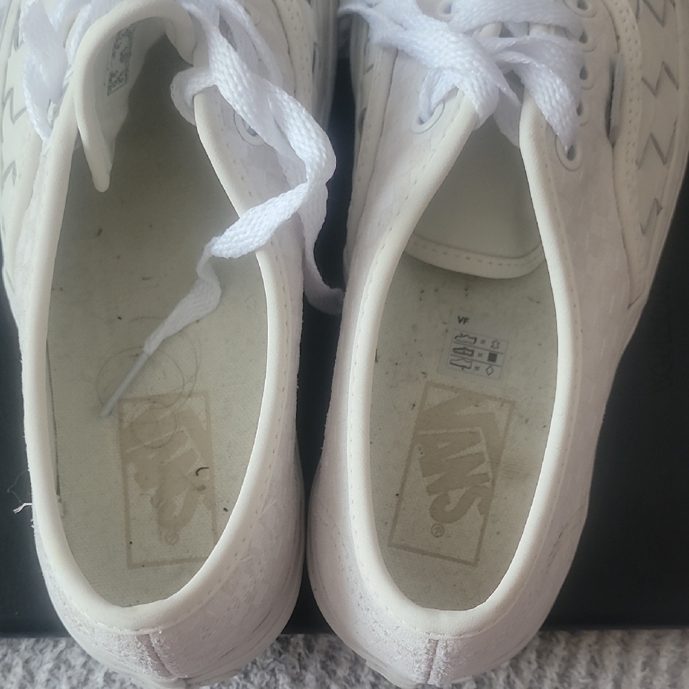 Vans plarform white leather skate shoes size 8 - Picture 3 of 6